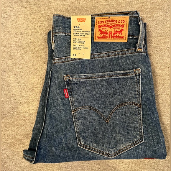 Levi’s 724 high-rise straight cropped BNWT - Picture 1 of 4